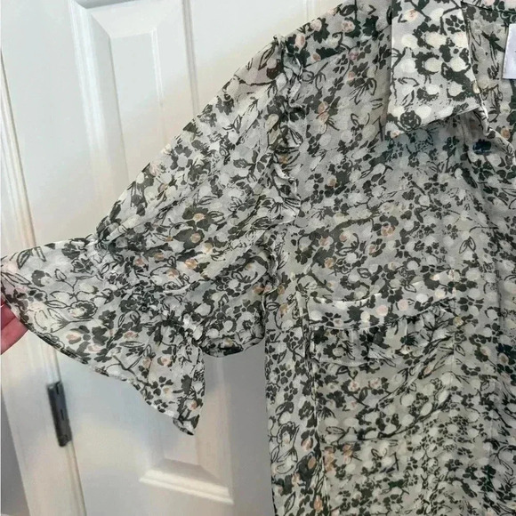 MISA Los Angeles Floral Print Short Sleeve Button-Up Top size S - Picture 4 of 11